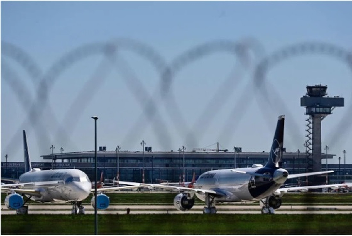 تعطیلی موقت فرودگاه برلین به دلیل مشاهده پهپادهای ناشناس