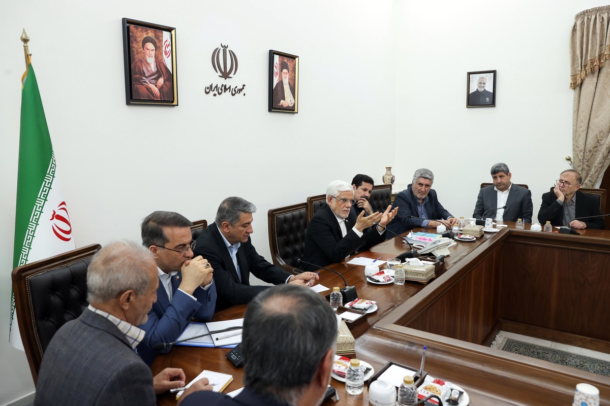 عارف: دولت چهاردهم به دنبال بهبود کیفیت زندگی و پیگیری منافع عشایر در بدنه دولت و استانداری‌ها است