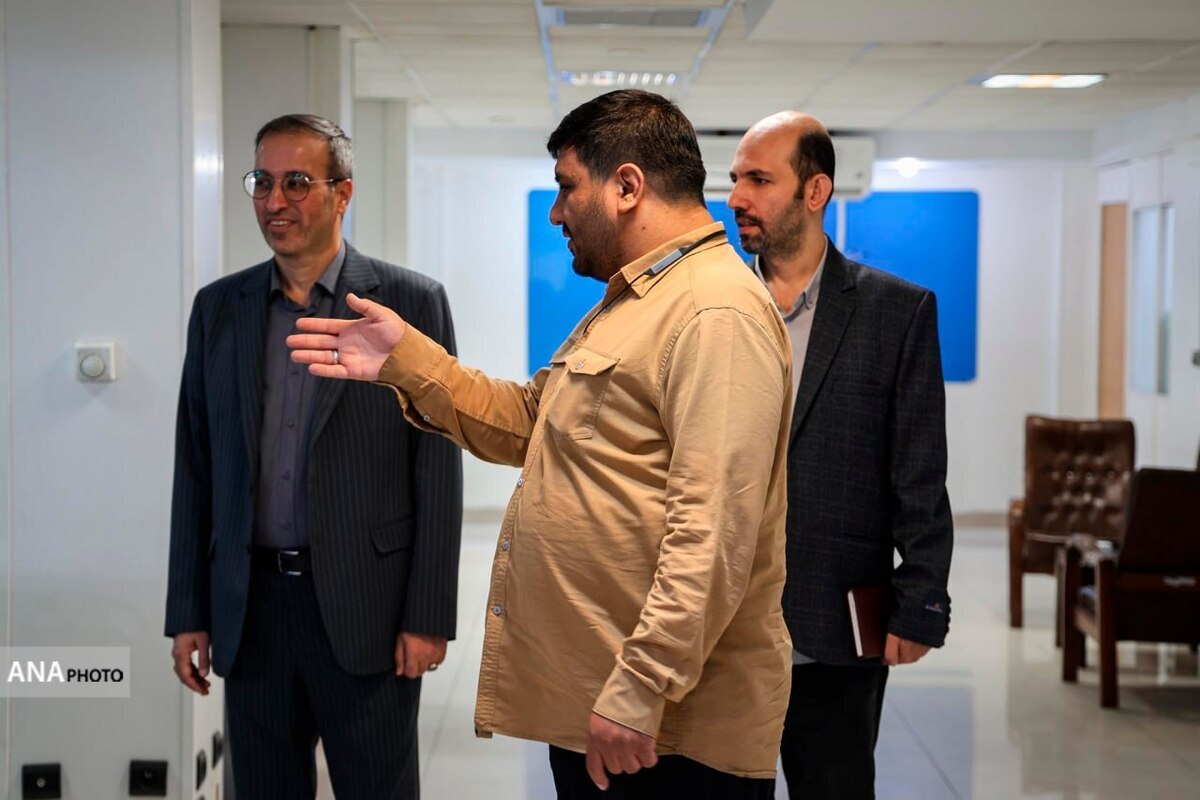 بازدید رئیس دانشگاه آزاد استان سیستان و بلوچستان از خبرگزاری آنا و حضور در ویژه‌برنامه «از نزدیک»