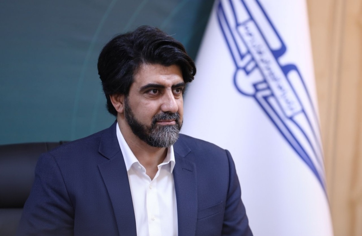 محمدخانی: برخی در آستانه انتخابات خدمت‌رسانی را با رقابت سیاسی اشتباه گرفته‌اند