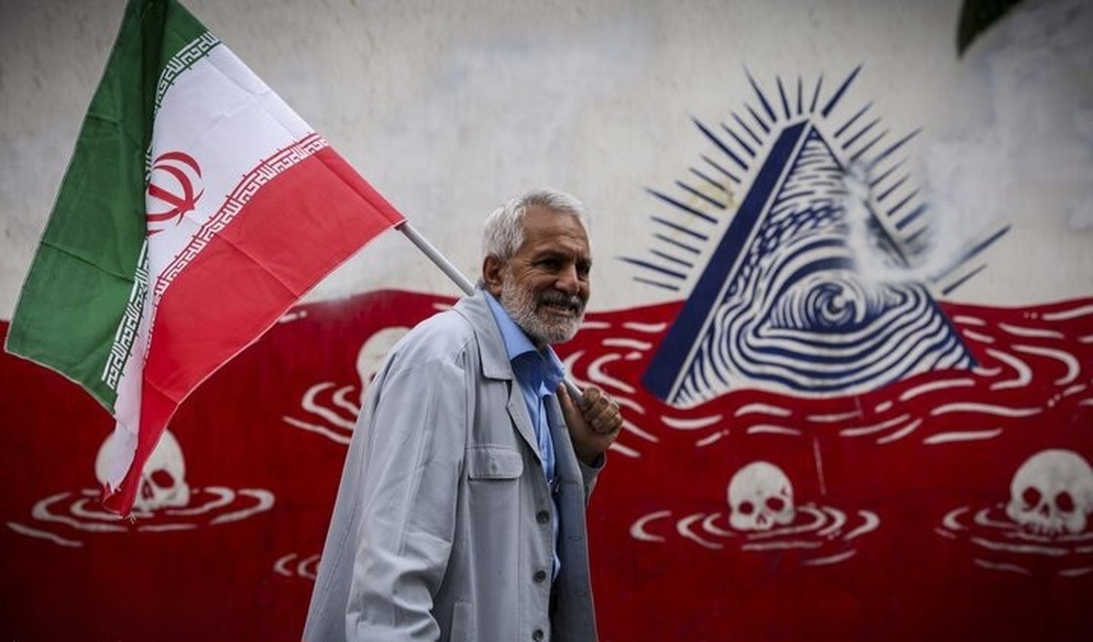 برپایی دادگاه نمادین سران رژیم صهیونیستی در مراسم ۱۳ آبان تهران