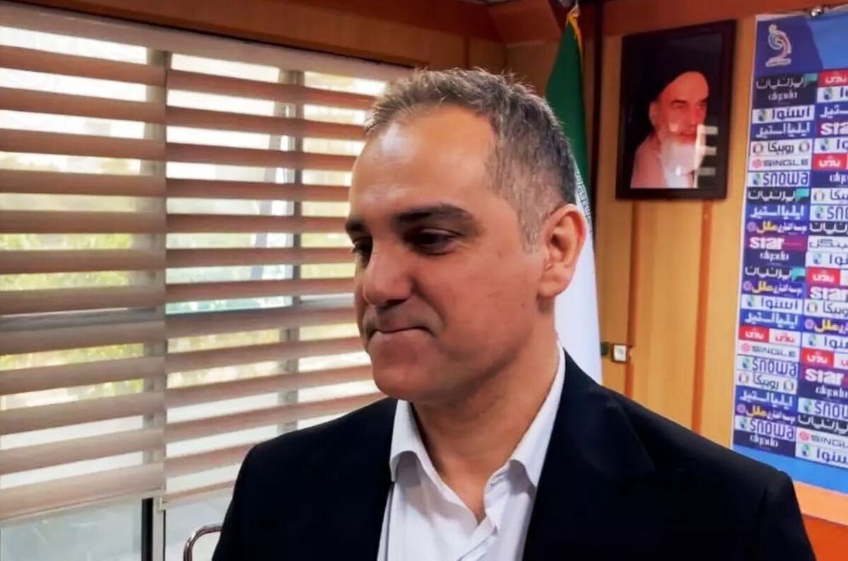 روشنک: بازی حذفی تراکتور - پرسپولیس بدون تماشاگر است  ۴-۳ روز آینده شهر برگزاری دربی اعلام می‌شود+فیلم