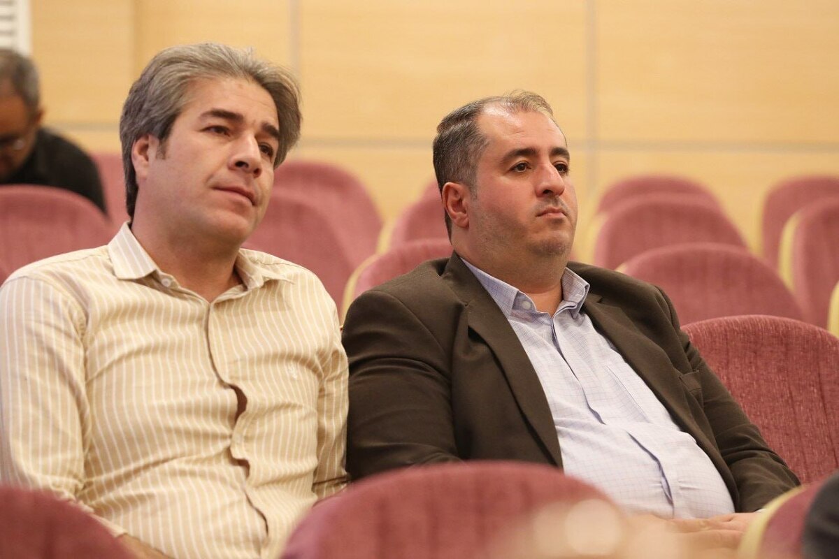 امیدوار: یک نفر برای صحبت با خلیفه به رختکن آلومینیوم آمد  حسینی مخالف برگزاری دربی در اراک است+فیلم