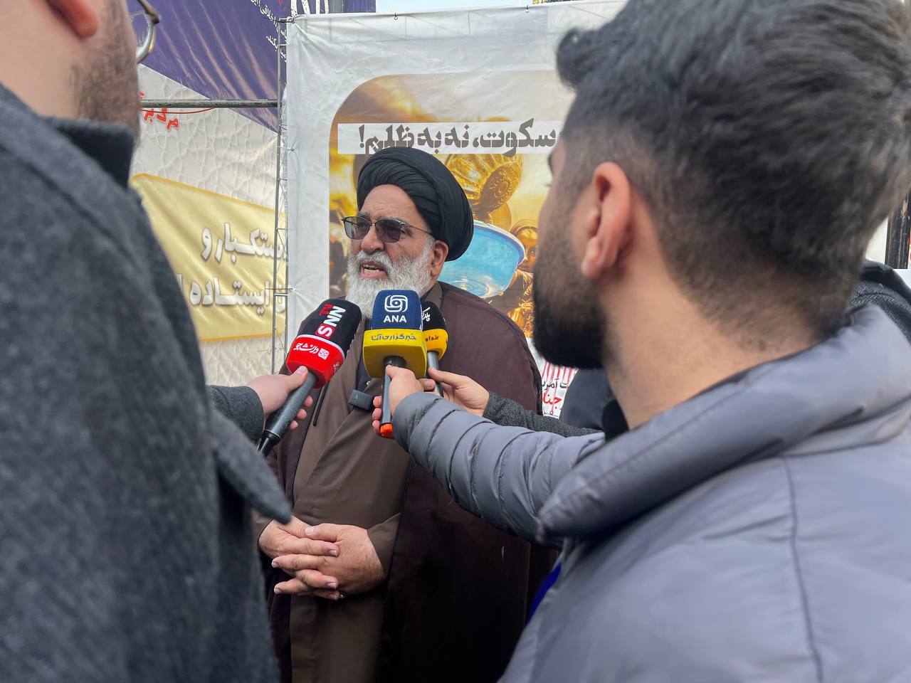 فریاد استکبارستیزی  در روز ۱۳ آبان طنین‌انداز شد/ ایران سراسر مرگ بر آمریکا است + عکس و فیلم