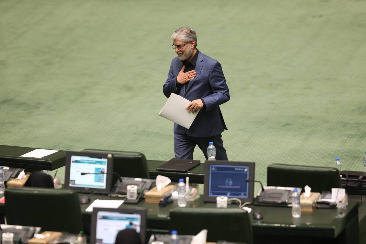 سیمایی در صحن مجلس: بودجه دانشگاه ما ۷۰ هزار میلیارد، بودجه یک همسایه ۱.۲ میلیارد دلار است