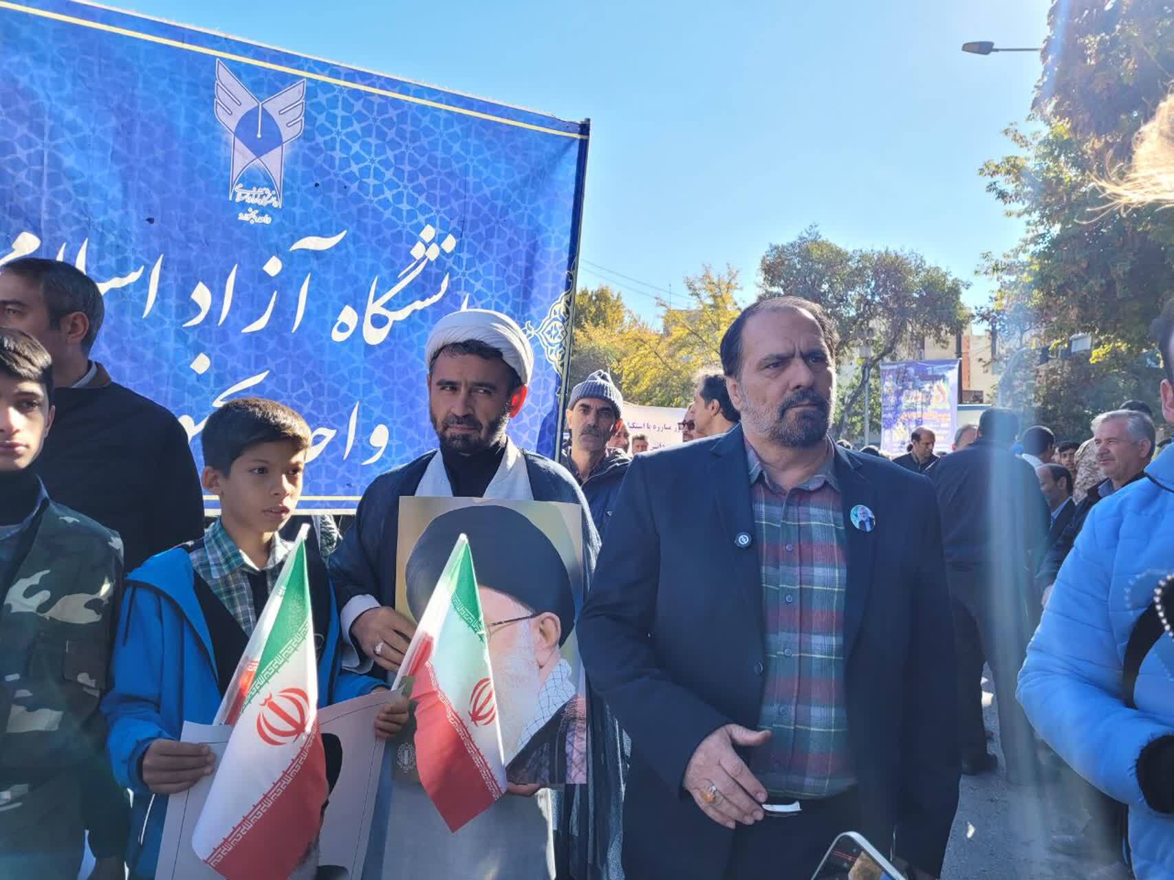 حماسه ملت، ایران را درنوردید/ پیام دانشآموزان به دشمنان؛ شعلهورتر از موشک هستیم + فیلم و عکس حماسه ملت، ایران را درنوردید/ پیام دانشآموزان به دشمنان؛ شعلهورتر از موشک هستیم + فیلم و عکس