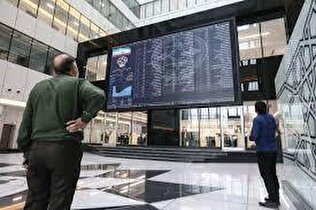 دولت باید اعتماد به بورس را بازگرداند؛ انتقاد از انفعال اقتصادی