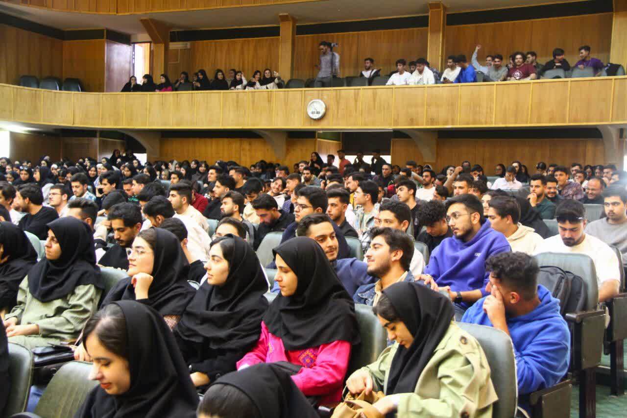 میراث تحولگرای دکتر طهرانچی در دانشگاه آزاد زنجان؛ فرصتی برای نودانشجویان میراث تحولگرای دکتر طهرانچی در دانشگاه آزاد زنجان؛ فرصتی برای نودانشجویان