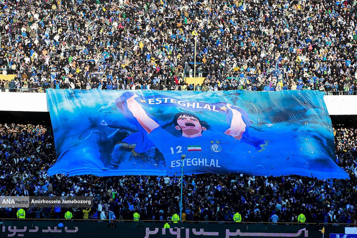 فریبا: هتاکان به تیم‌های رقیب نقره داغ شوند  توهین در مکتب استقلال و پرسپولیس معنایی ندارد