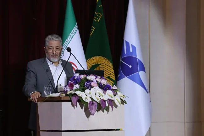 جایگاه ویژه قرآن و عترت در مسیر علمی و پژوهشی دانشگاه‌ها