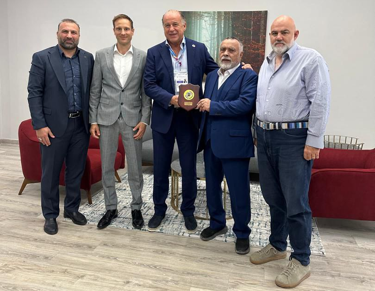 تیراندازی قهرمانی جهان| نشست رئیس فدراسیون تیراندازی ایران با مقامات جهانی  سیستم سوئیس اسکور به ایران می‌آید