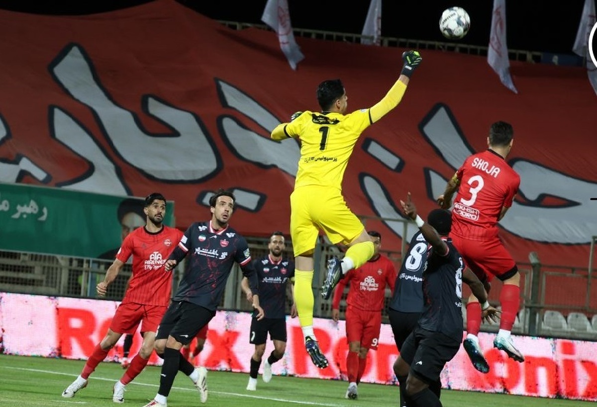 مخالفت سازمان لیگ با باشگاه تراکتور برای تعویق بازی با پرسپولیس