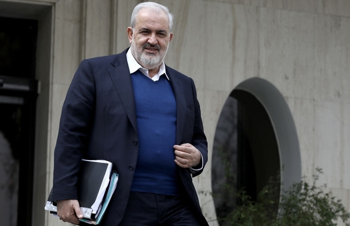 وزیر نیرو: ۳۰۰۰ مگاوات برق جدید در راه است  آغاز نهضت انرژی‌های تجدیدپذیر در کشور