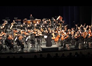 روایتِ یک رهبر زن از موسیقی معاصر ایران/ پانیذ فریوسفی: رهبر ارکستر باید راویِ اثر آهنگساز باشد+فیلم