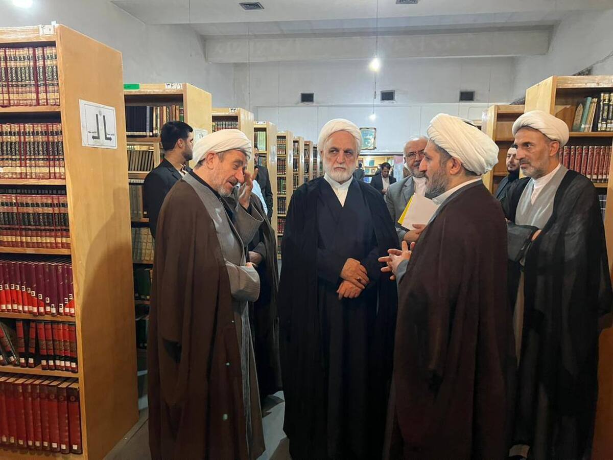 حضور محسنی‌اژه‌ای در مسجد مقدس جمکران  بازدید رئیس عدلیه از کتابخانه موسسه امام صادق(ع)