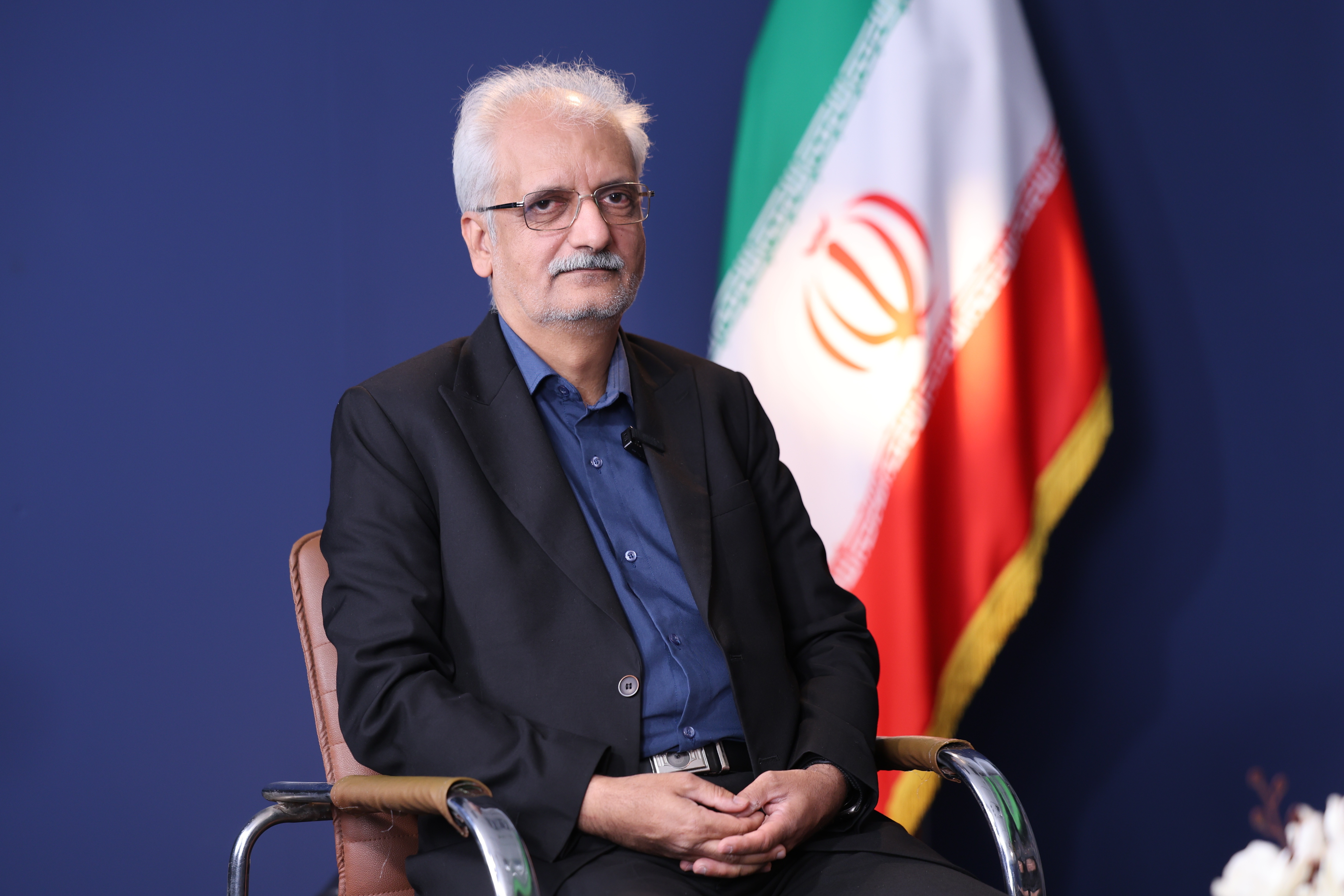 تحول آموزشوپرورش روی ریل بازنگری؛ از عبور کتابها از حافظهمحوری تا مسیر تازه آموزش اتباع در مدرسه مجازی تحول آموزشوپرورش روی ریل بازنگری؛ از عبور کتابها از حافظهمحوری تا مسیر تازه آموزش اتباع در مدرسه مجازی