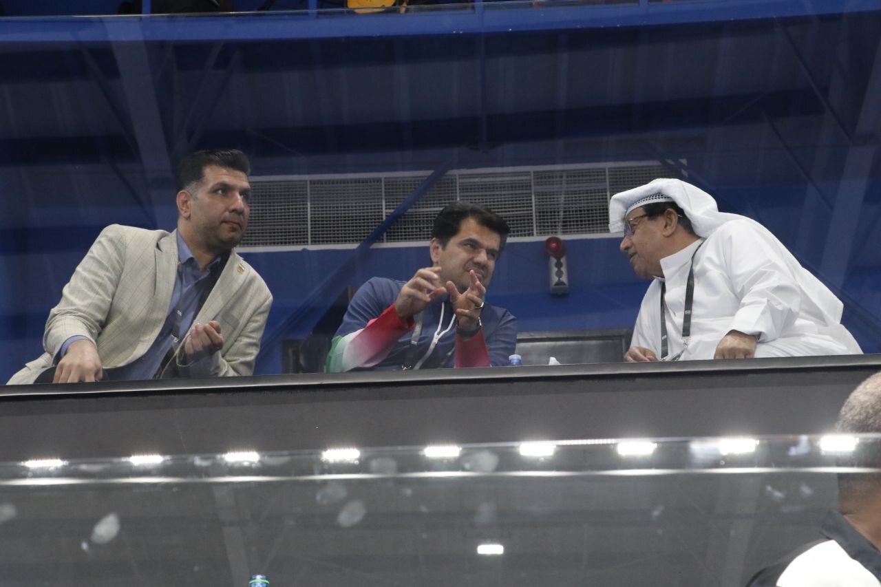 2 شنبه /عزیزی: زمانی میتوانیم ورزشکار را مواخذه کنیم که امکانات اولیه را به او داده باشیم/ کادر سرپرستی بحرین نشان داد که باید کار را بدون ترس به دست جوانان داد 2 شنبه /عزیزی: زمانی میتوانیم ورزشکار را مواخذه کنیم که امکانات اولیه را به او داده باشیم/ کادر سرپرستی بحرین نشان داد که باید کار را بدون ترس به دست جوانان داد