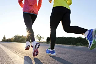 چرا با بعضی آهنگ‌ها ناگهان سریع‌تر می‌دویم؟