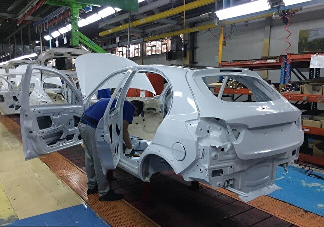 جهش قیمت خودرو در بازار؛ کوییک ۵۷۰۰ دلاری از لوکسهای دستدوم امارات هم گرانتر شد