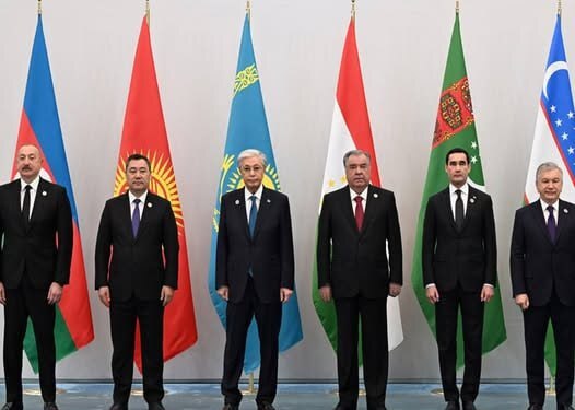 افغانستان در مسیر تحول اقتصادی، امنیتی و توسعه اجتماعی افغانستان در مسیر تحول اقتصادی، امنیتی و توسعه اجتماعی