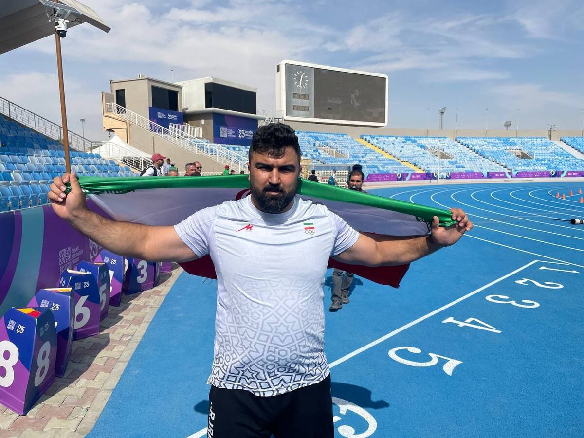 کسب هفدهمین مدال طلای کاروان ایران توسط خسروی  بانوی تکواندو کار برنزی شد حذف شمیربازان ایران صعود هندبال بانوان به نیمه نهایی