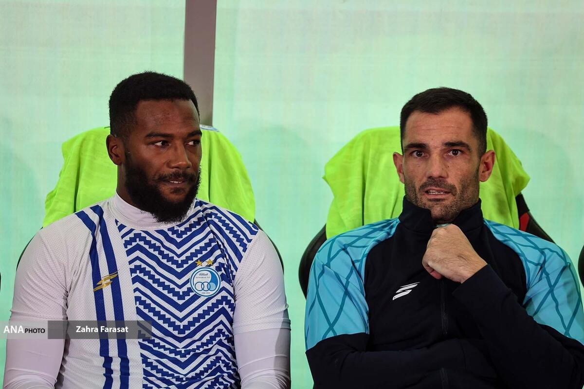 حاتمی: به جنپو و نازون باید فرصت بدهیم  برگزاری دربی در اراک خطر جانی دارد