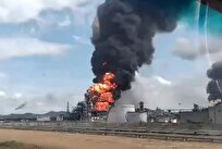 انفجار مهیب و آتش‌سوزی گسترده در تاسیسات نفتی ونزوئلا +فیلم