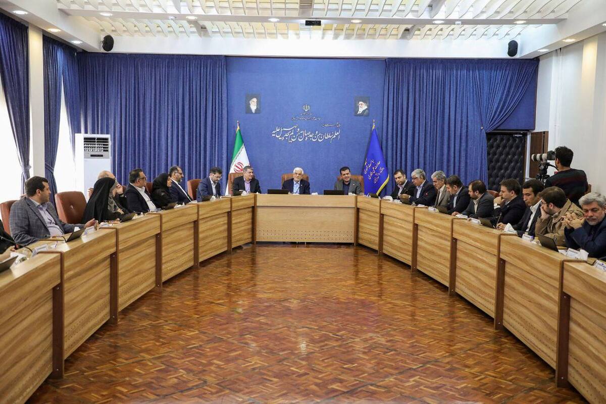 عارف: راهبرد دولت فراهم کردن اقتدار علمی و فناوری کشور است