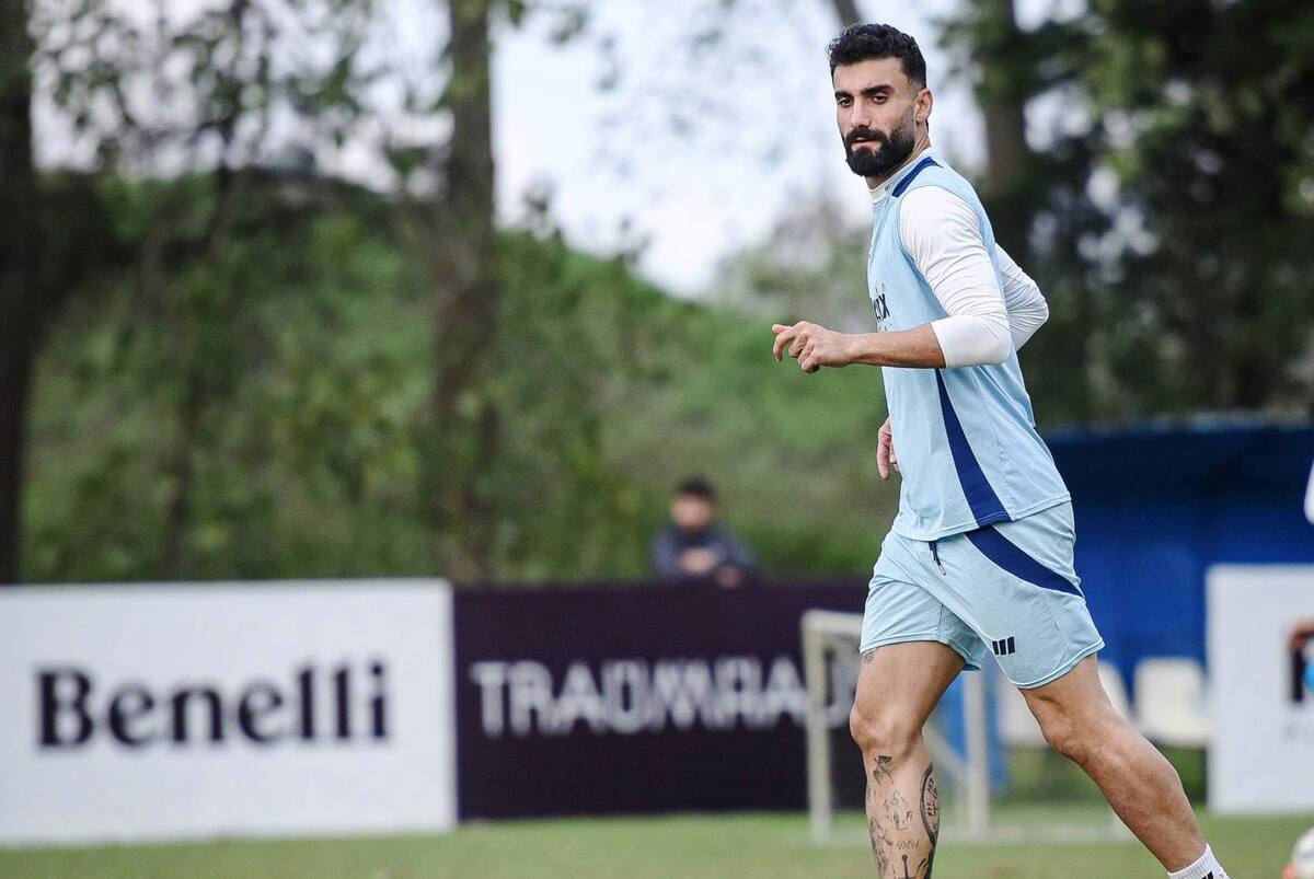 یحییزاده: ذوبآهن را با نتایجش قضاوت نکنیم  بدون کوچکترین تخلفی اخطار گرفتم