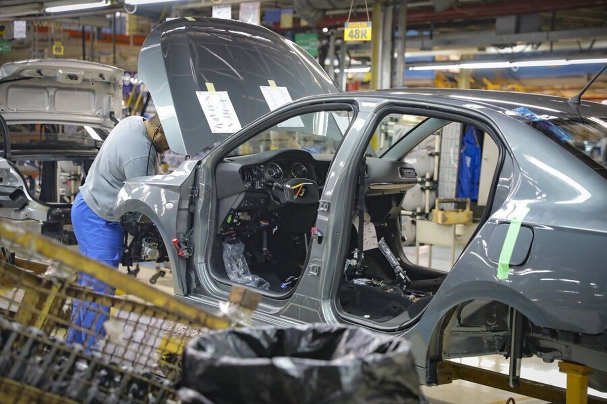 آیین‌نامه ارتقای کیفیت تولید خودرو و کاهش مصرف سوخت تصویب شد