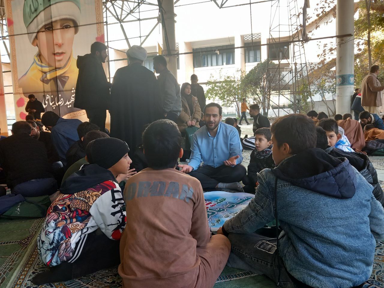 برنامه میقات صالحین با حضور ۷۵۰۰ بسیجی آغاز شد