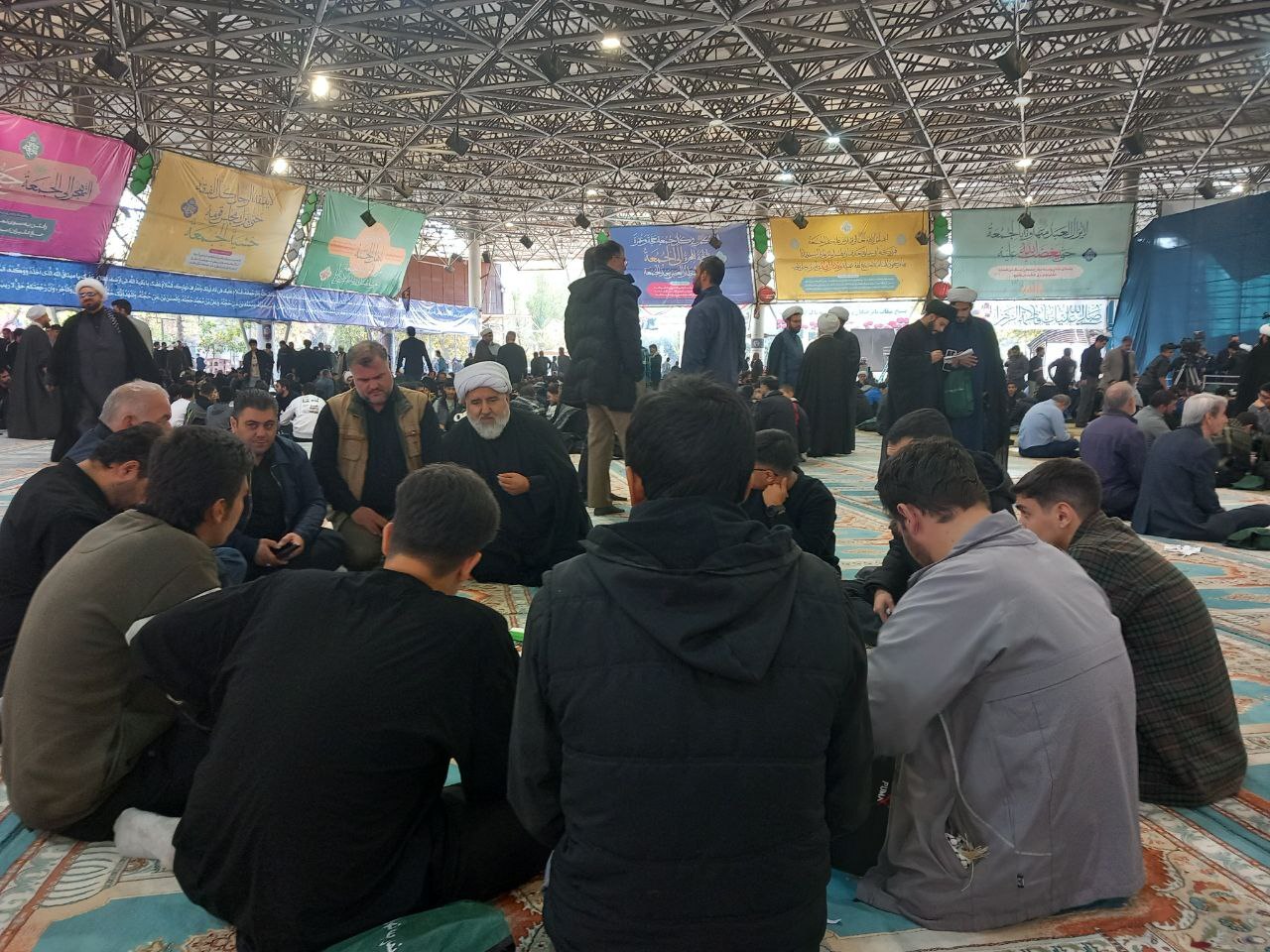 برنامه میقات صالحین با حضور ۷۵۰۰ بسیجی آغاز شد برنامه میقات صالحین با حضور ۷۵۰۰ بسیجی آغاز شد