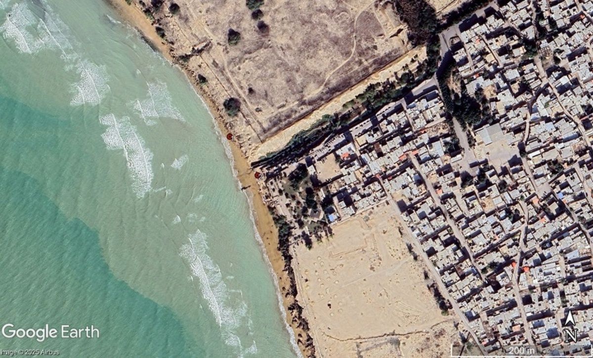 اجرای پروژه زیپ‌لاین در محوطه تاریخی ریشهر متوقف شد