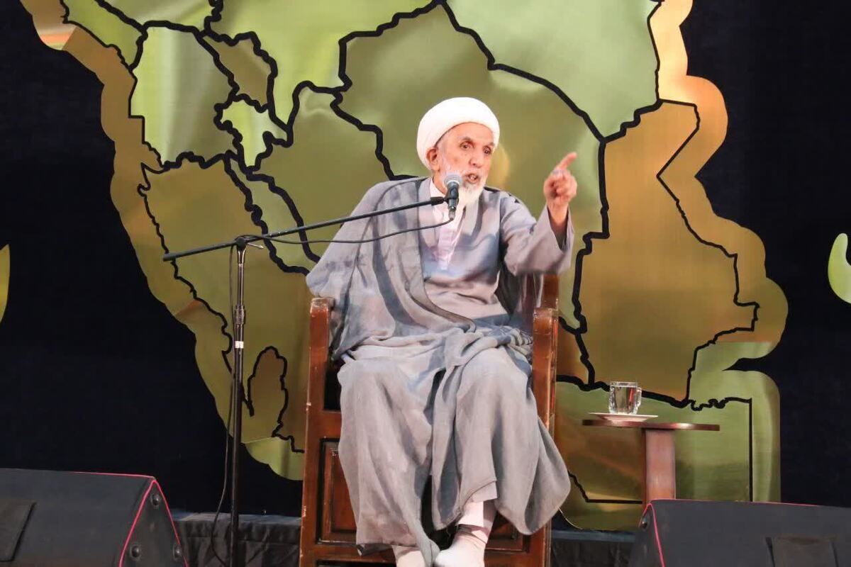 قدرت آمریکا ظاهری و هدایت اصلی در دست رژیم صهیونیستی است  شهید طهرانچی منشأ برکت جاودان برای دانشگاه آزاد