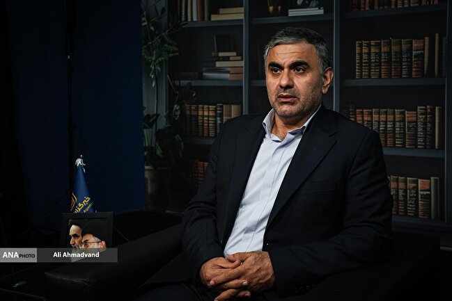 گفتگو با علیرضا فیروزفر | دانشگاه آزاد استان تهران؛ بزرگ‌ترین دانشگاه حضوری کشور با نگاهی جامعه‌محور