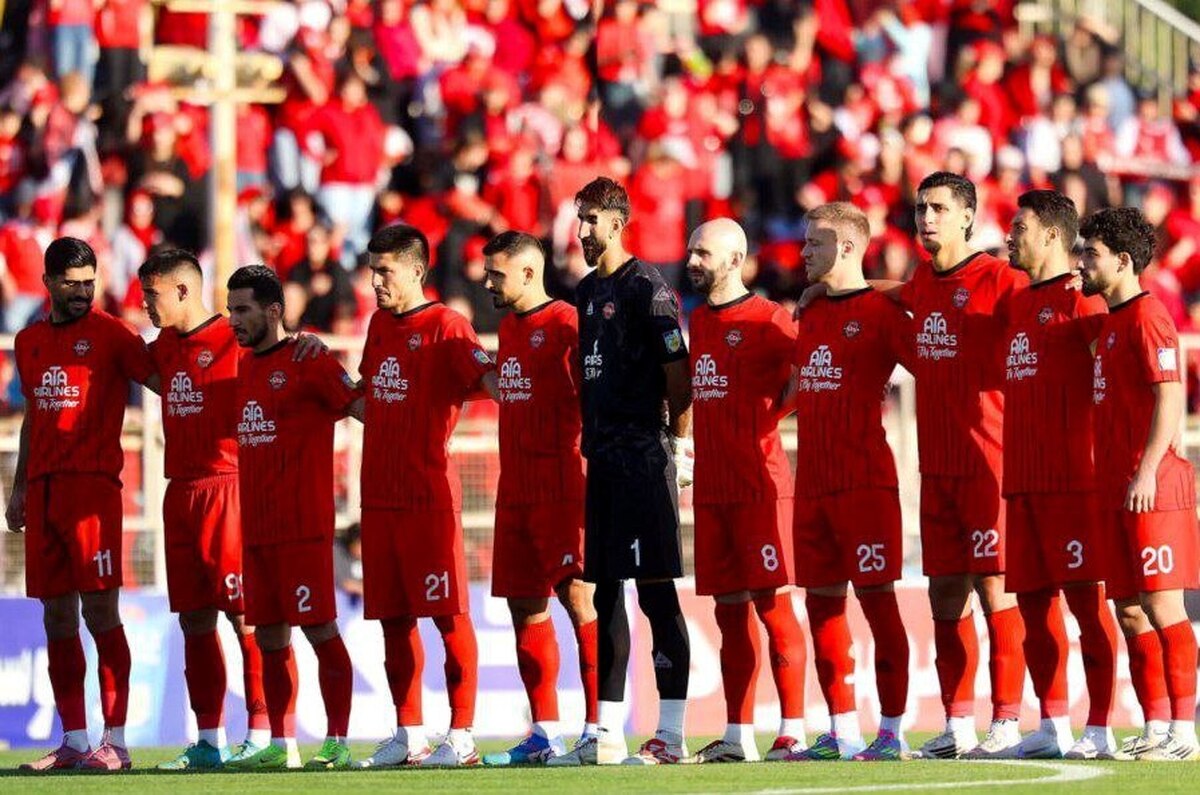 مصاف تراکتور - پرسپولیس در بنیان دیزل  ورزشگاه یادگار امام میزبان الشرطه عراق