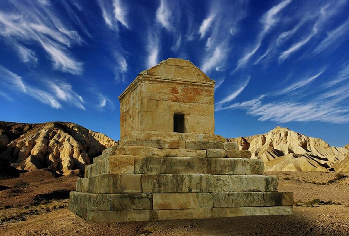 روز جهانی کوروش؛ اسطوره‌ای بی‌سند در آرشیو تاریخ