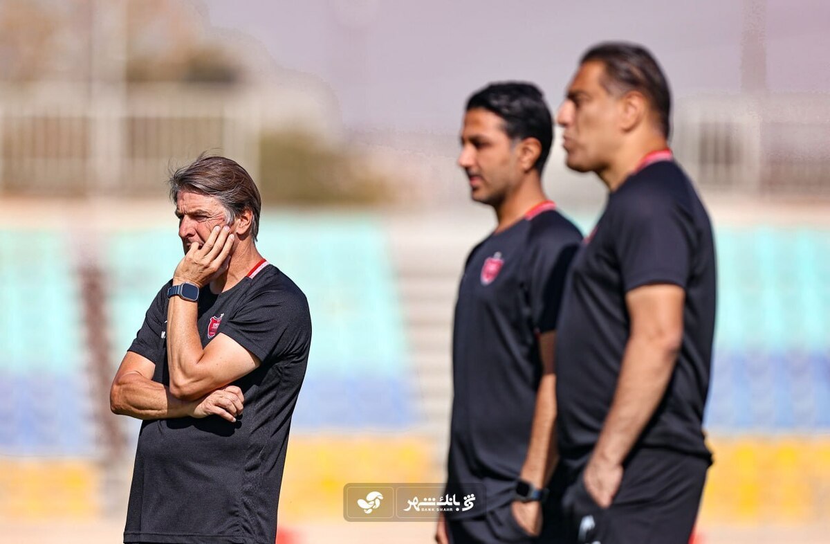 ابهام در حضور اوسمار در نیمکت مقابل تراکتور  دستیاران هاشمیان همچنان همگی در تمرین