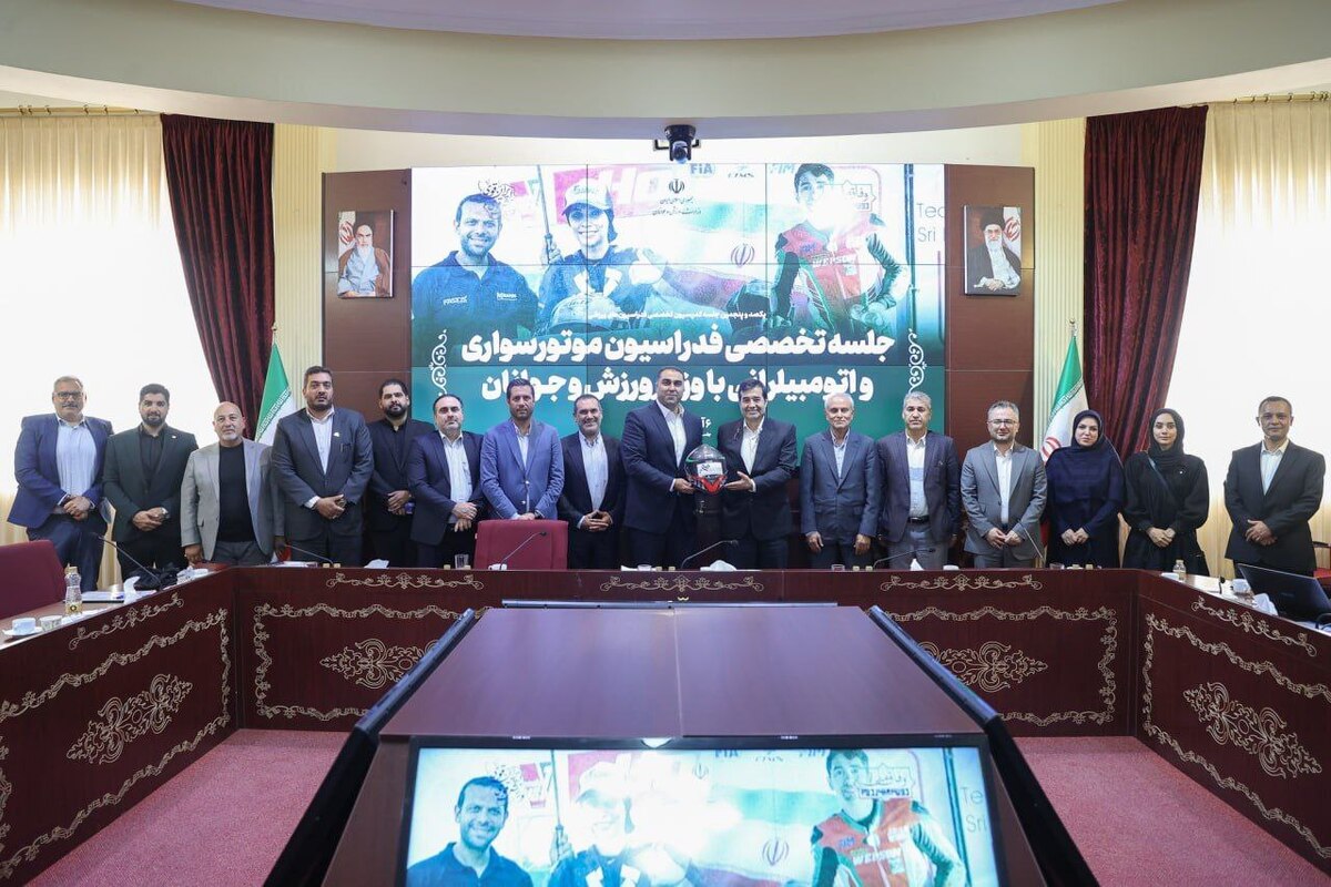 دنیامالی: جنس اتومبیلرانی و موتورسواری حادثه‌ساز است  این رشته جوان‌پسند است