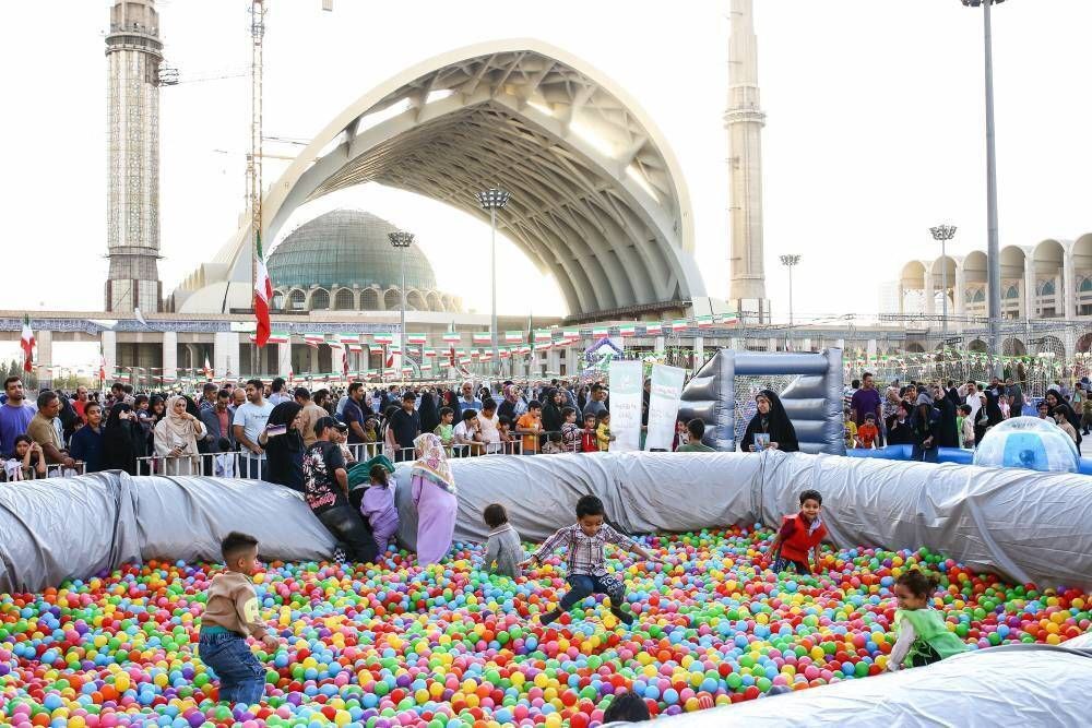 پایان باشکوه جشنواره بزرگ «شادبوم» با حضور بیش از ۲۰۰ هزار نفر