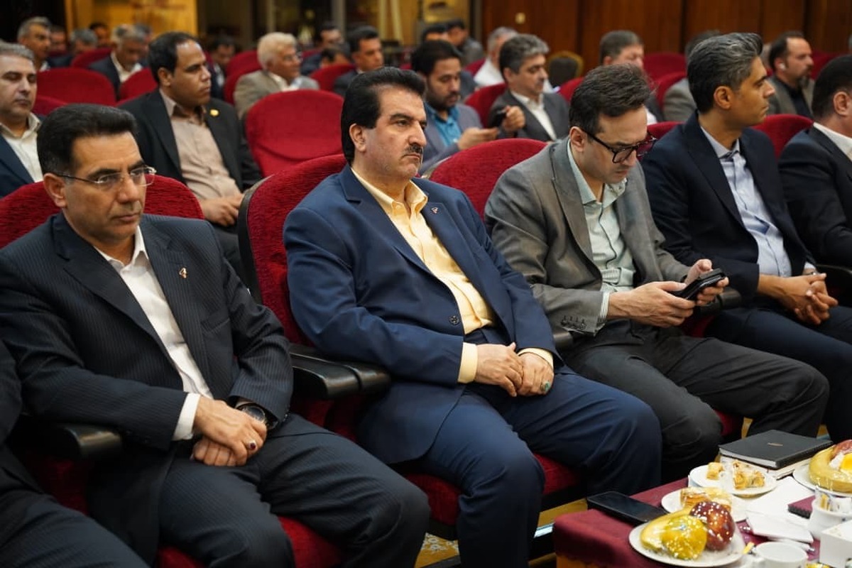 پشتیبانی بانک رفاه کارگران از واحد‌های تولیدی استان هرمزگان از طریق ابزار‌های نوین تامین مالی