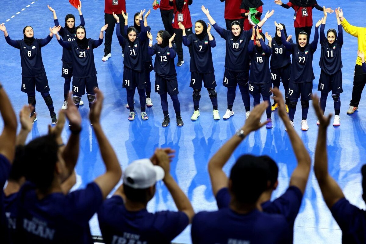 بازیهای آسیایی جوانان | دختران هندبال ایران بدون شکست بر بام آسیا ایستادند