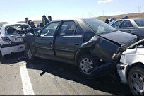 تصادف زنجیره‌ای در اتوبان تهران کرج با ۱۱ مصدوم و ۳ فوتی