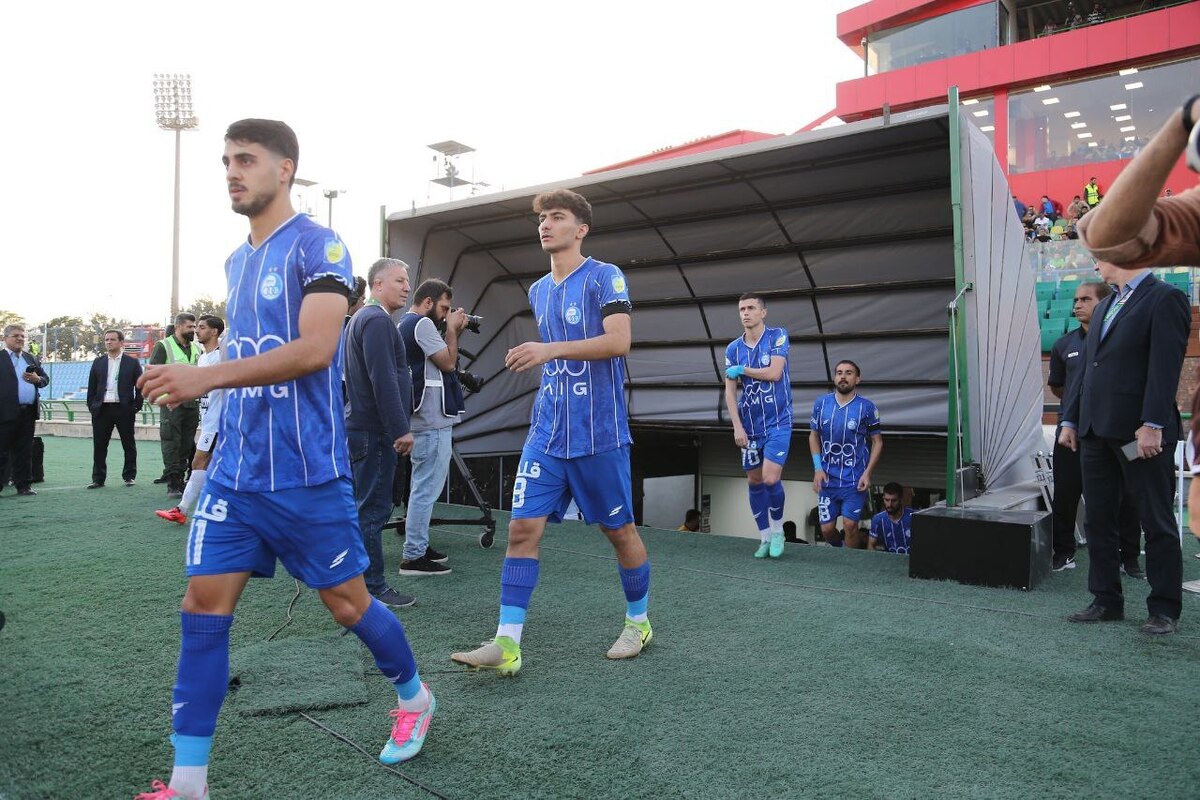 سحرخیزان: داور در مورد پنالتی تصمیم می گیرد  مهم گلزنی من برای استقلال نیست+فیلم