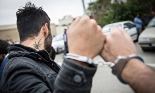 دستگیری گل فروش محله سعادت آباد تهران با ۱۱ کیلو ماده روانگردان