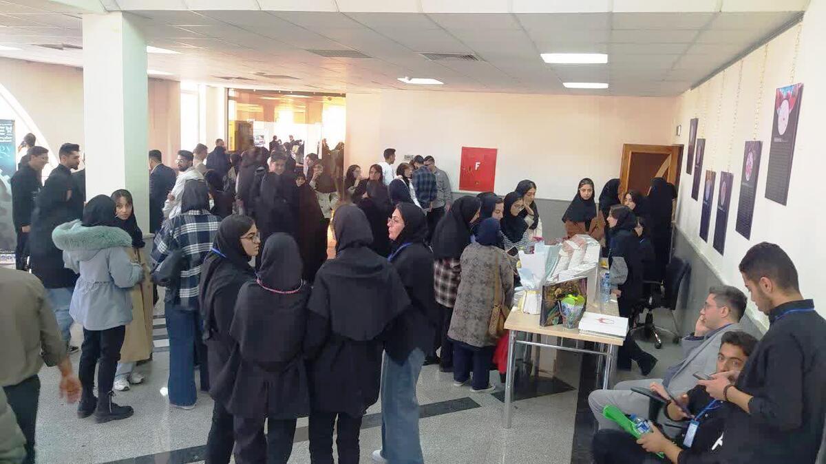 عجایب مخفی میکروب‌ها زیر ذره‌بین صنعت و اشتغال