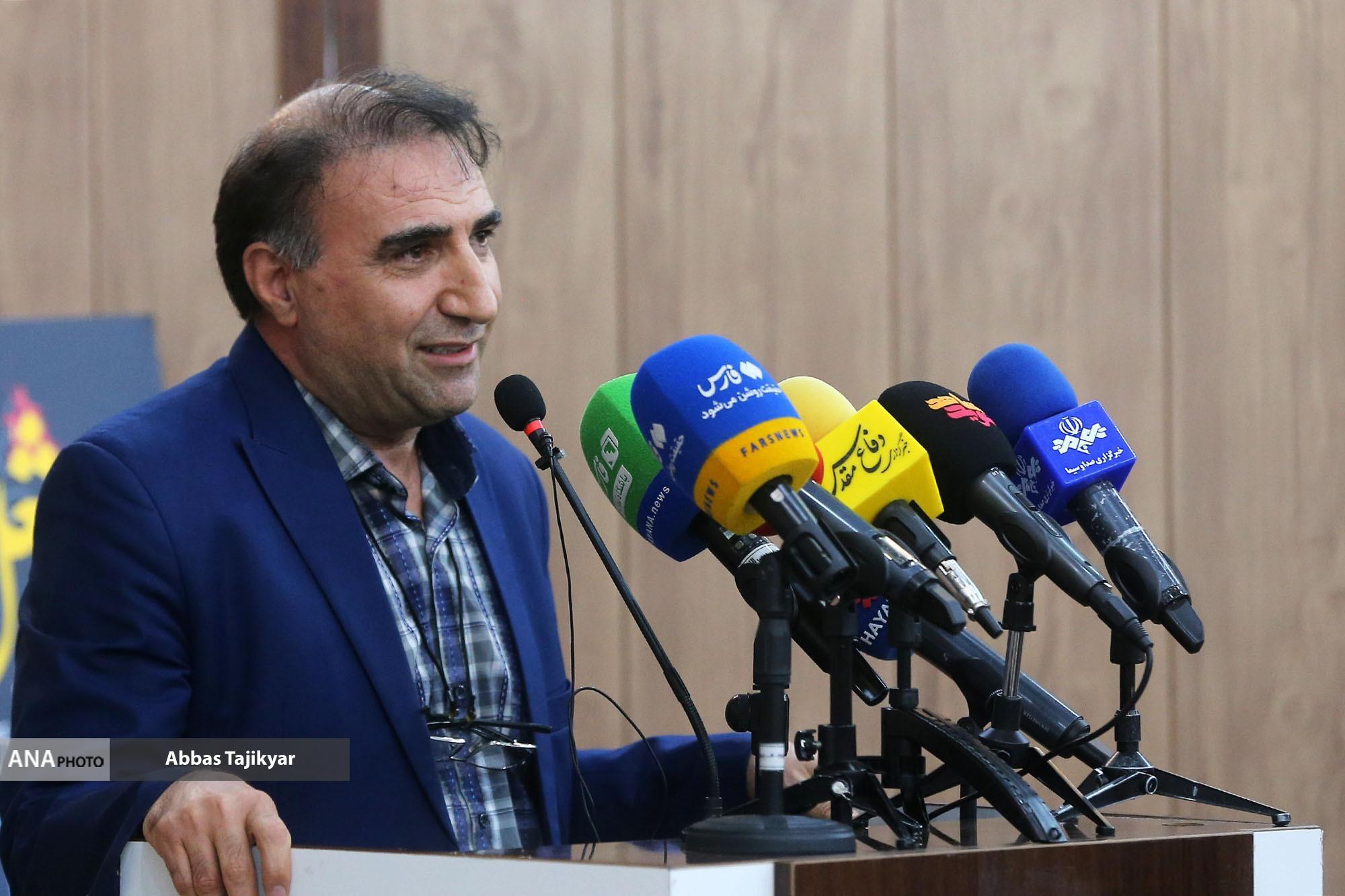 رونمایی از ۲۴ کتاب وصیتنامه شهدا/ اوحدی: وصیتنامه شهدا یک پل قوی برای پیوند نسلها است رونمایی از ۲۴ کتاب وصیتنامه شهدا/ اوحدی: وصیتنامه شهدا یک پل قوی برای پیوند نسلها است