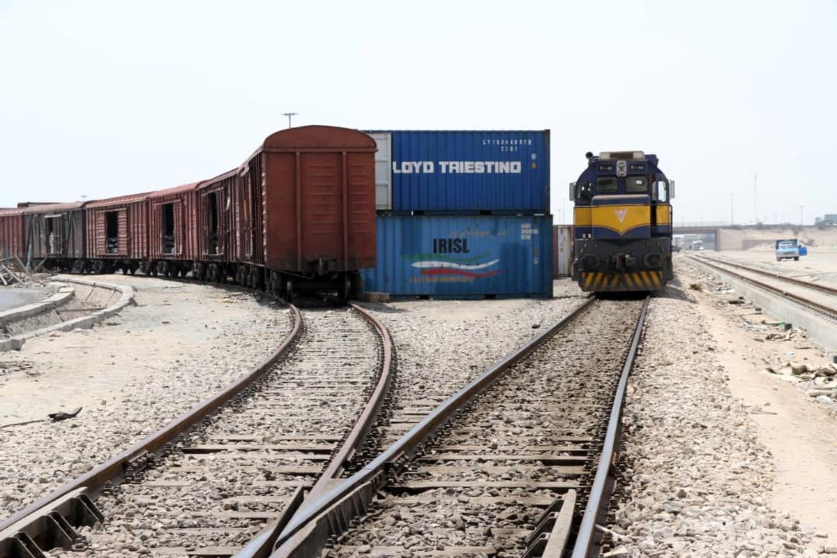 رشد ۱۲ درصدی تناژ بارگیری و کاهش ۳ درصدی سوانح ریلی با مدیریت هوشمندانه