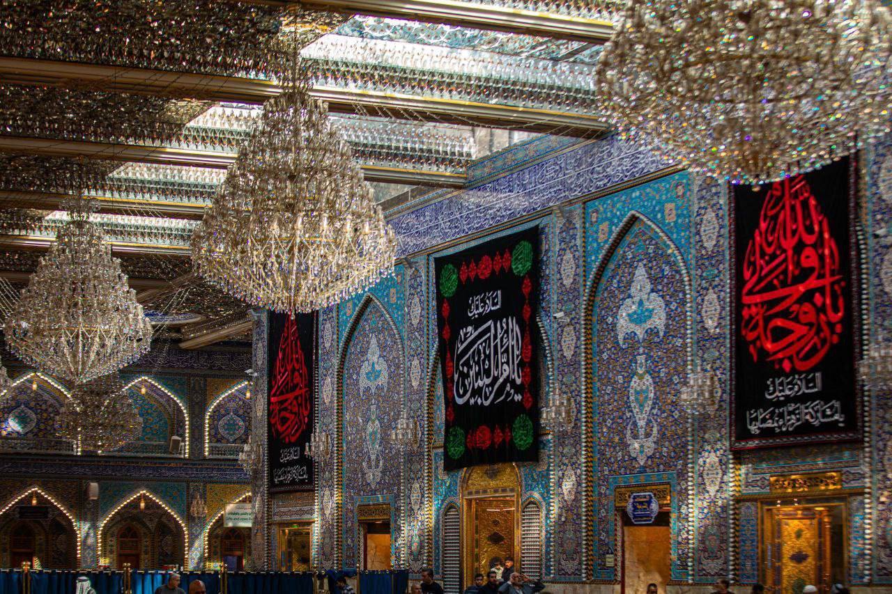 حرح حضرت عباس(ع) به مناسبت وفات حضرت ام البنین(س) سیاه پوش شد حرح حضرت عباس(ع) به مناسبت وفات حضرت ام البنین(س) سیاه پوش شد