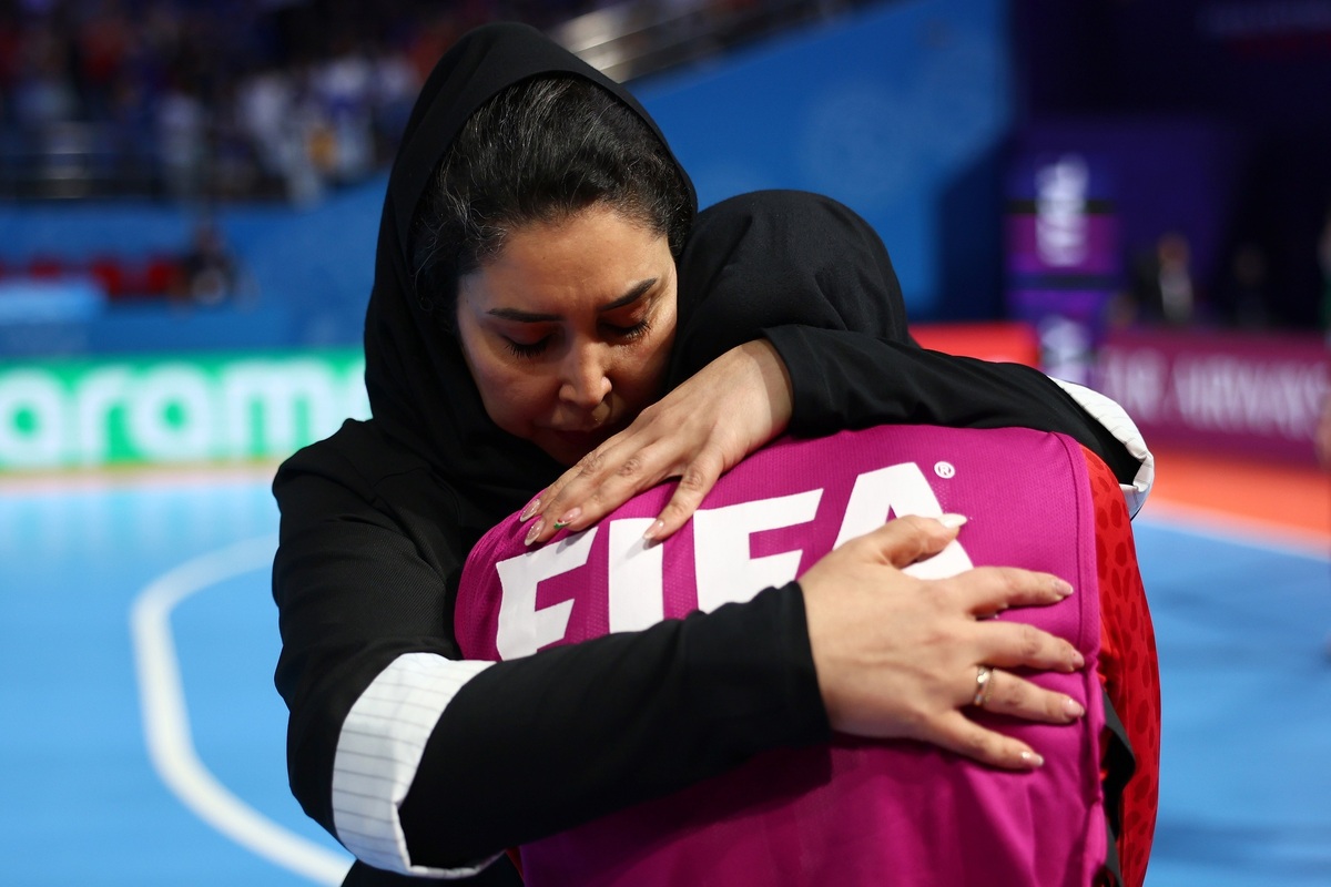 ثمینی‌پور: اجازه قربانی شدن دستاورد تیم ملی را نخواهیم داد  کلیه ساز و کارهای تیم های ملی، برای تیم ملی فوتسال بانوان هم اجرا شد